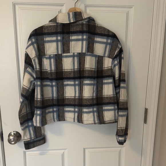 Zara Checkered Cropped Jacket in Black, White, and Blue - Picture 3 of 3